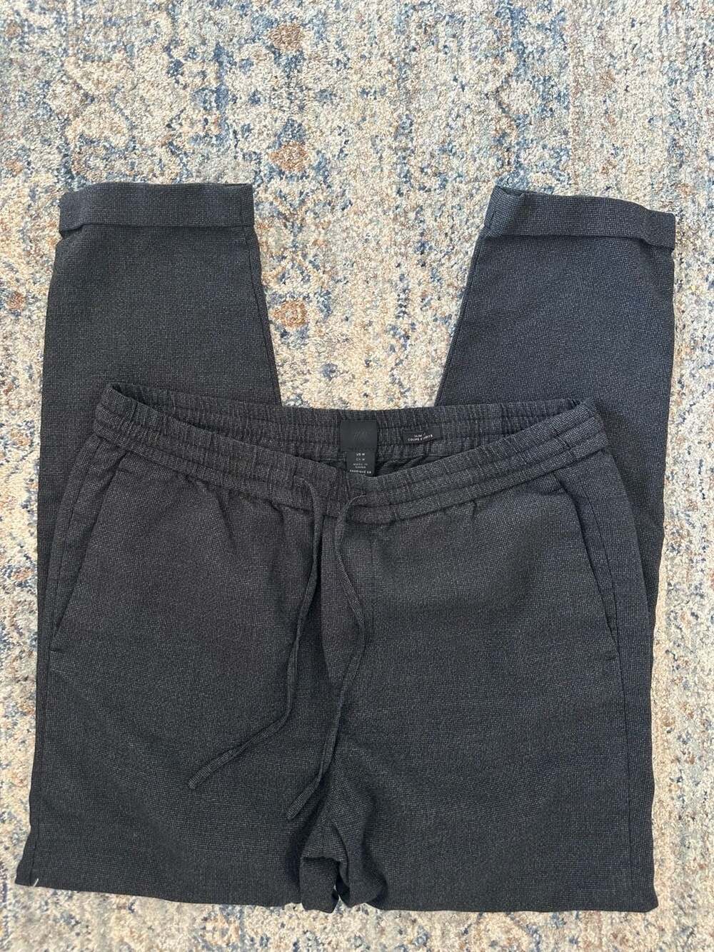 H&M Slim Fit Drawstring Trousers Gray Textured Medium